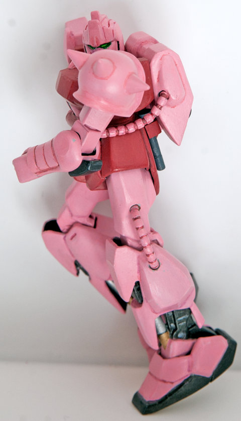 1/144 旧キット百式 リペイント。ファーストガンダム第二話のポーズをとるザク腕付きシャアの百式の写真